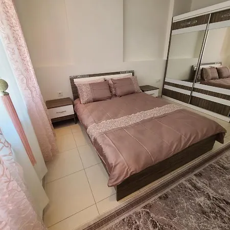5 Star Apartments In A Luxury Complex Emerald Park *